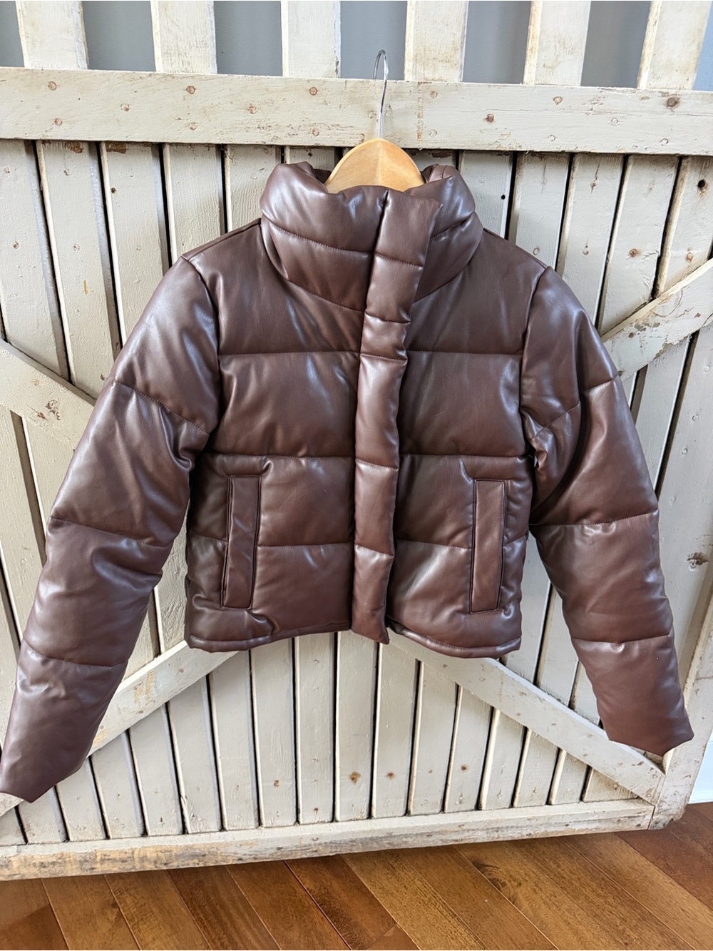 Francesca’s Brown Vegan Cropped Puffer Coat - Quilted Cropped Jacket NWT — M